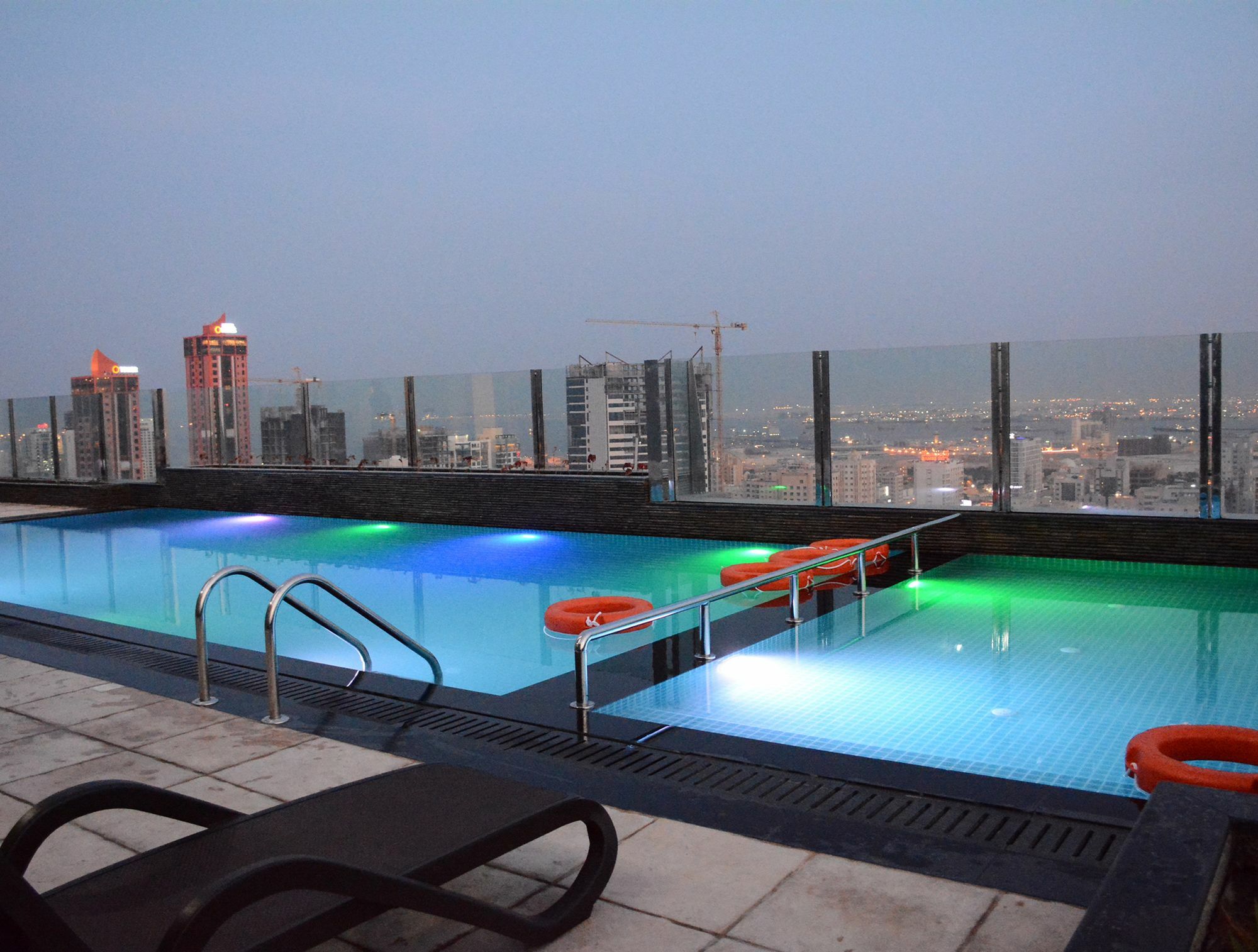 Juffair Avenue Suites Manama Exterior photo